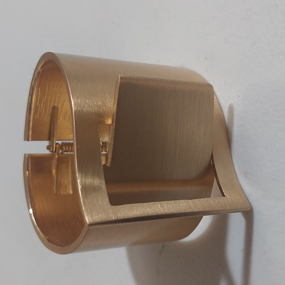 EYE CANDY LOS ANGELES Lara Wide Structural Hinged Cuff Bracelet Gold Tone Finish